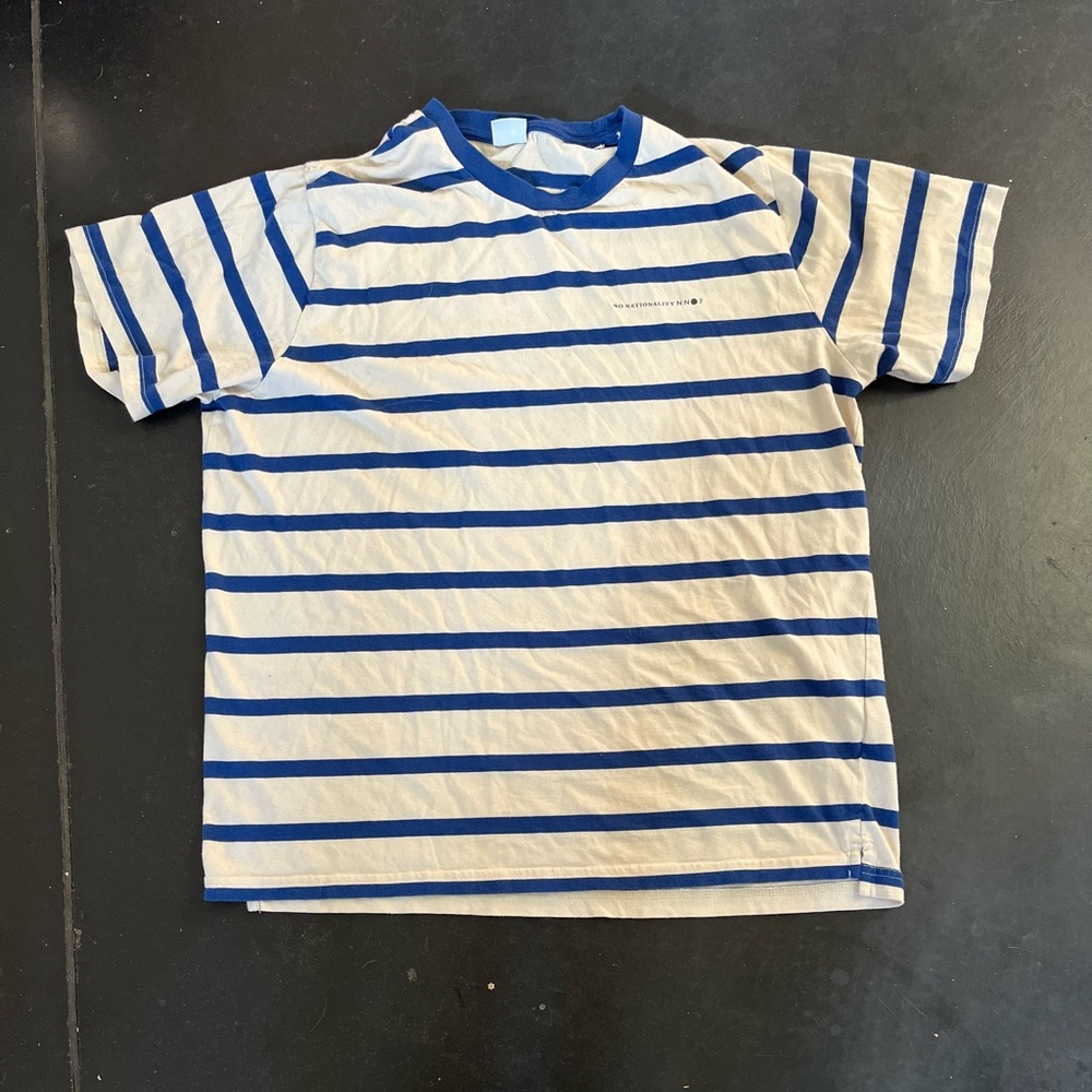 No Nationality NNO7 Blue and White Striped Men's Tee Size XL